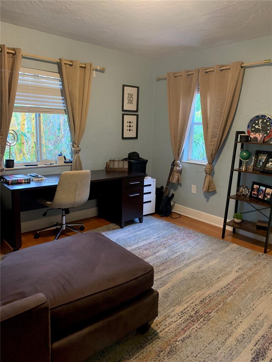 329 W 28th St Miami Beach, FL 33140