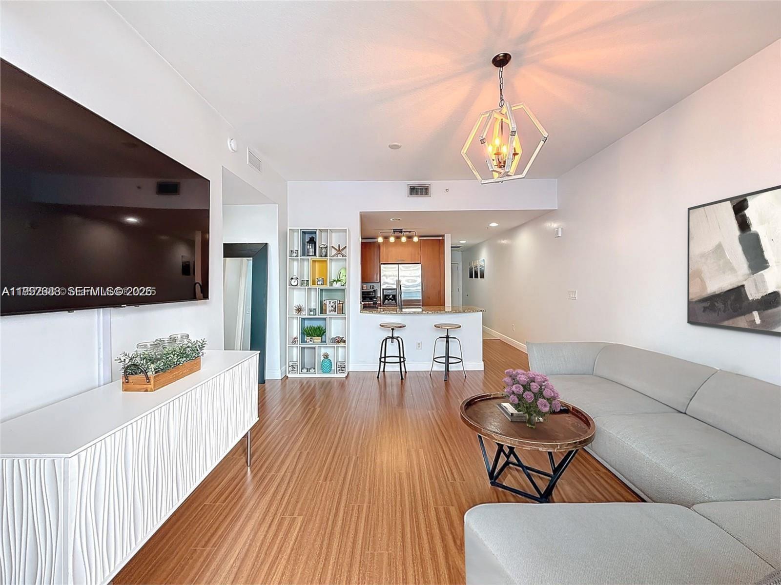 1945 S Ocean Dr #605 Hallandale Beach, FL 33009