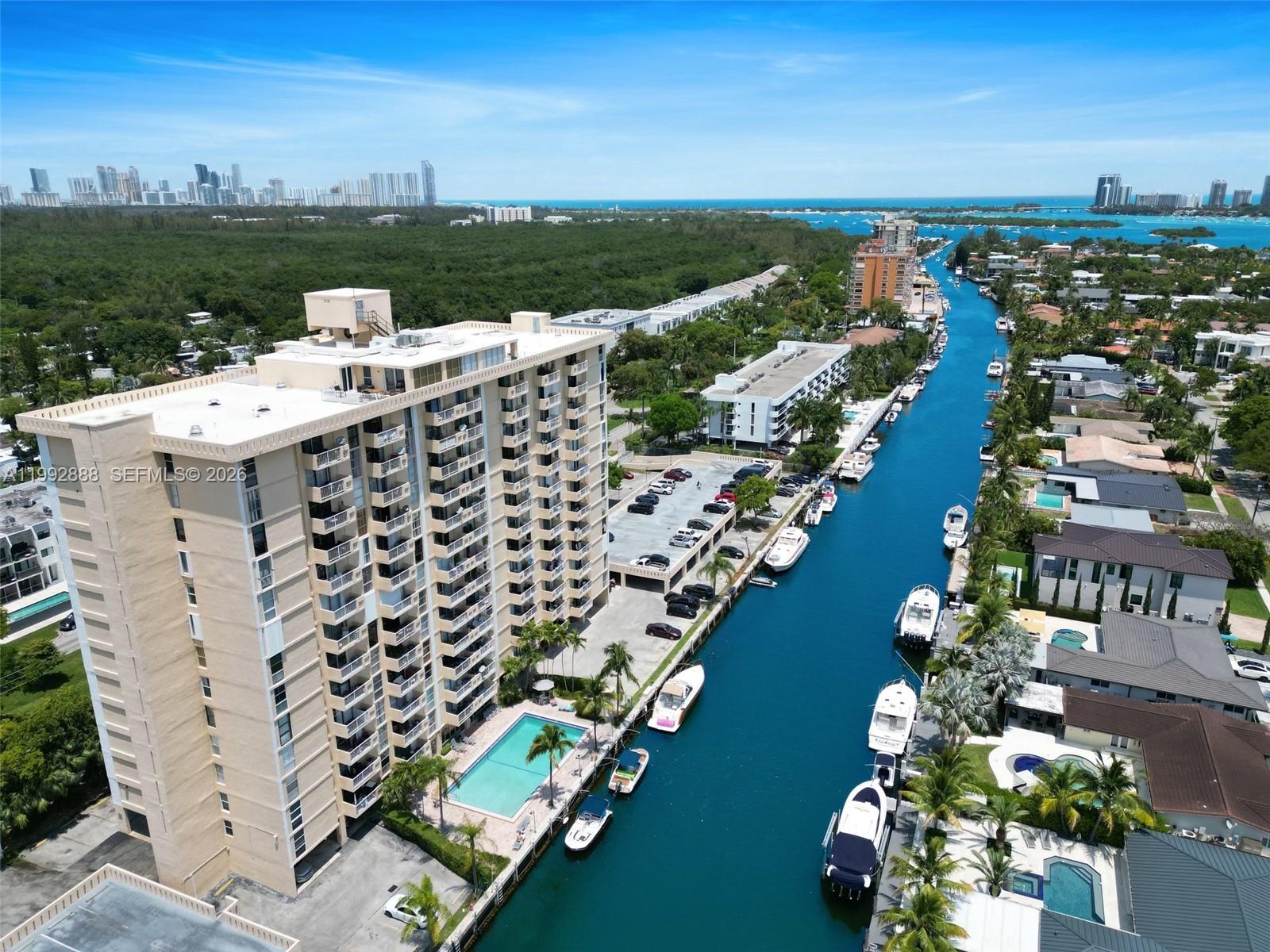 2350 NE 135th St #1101