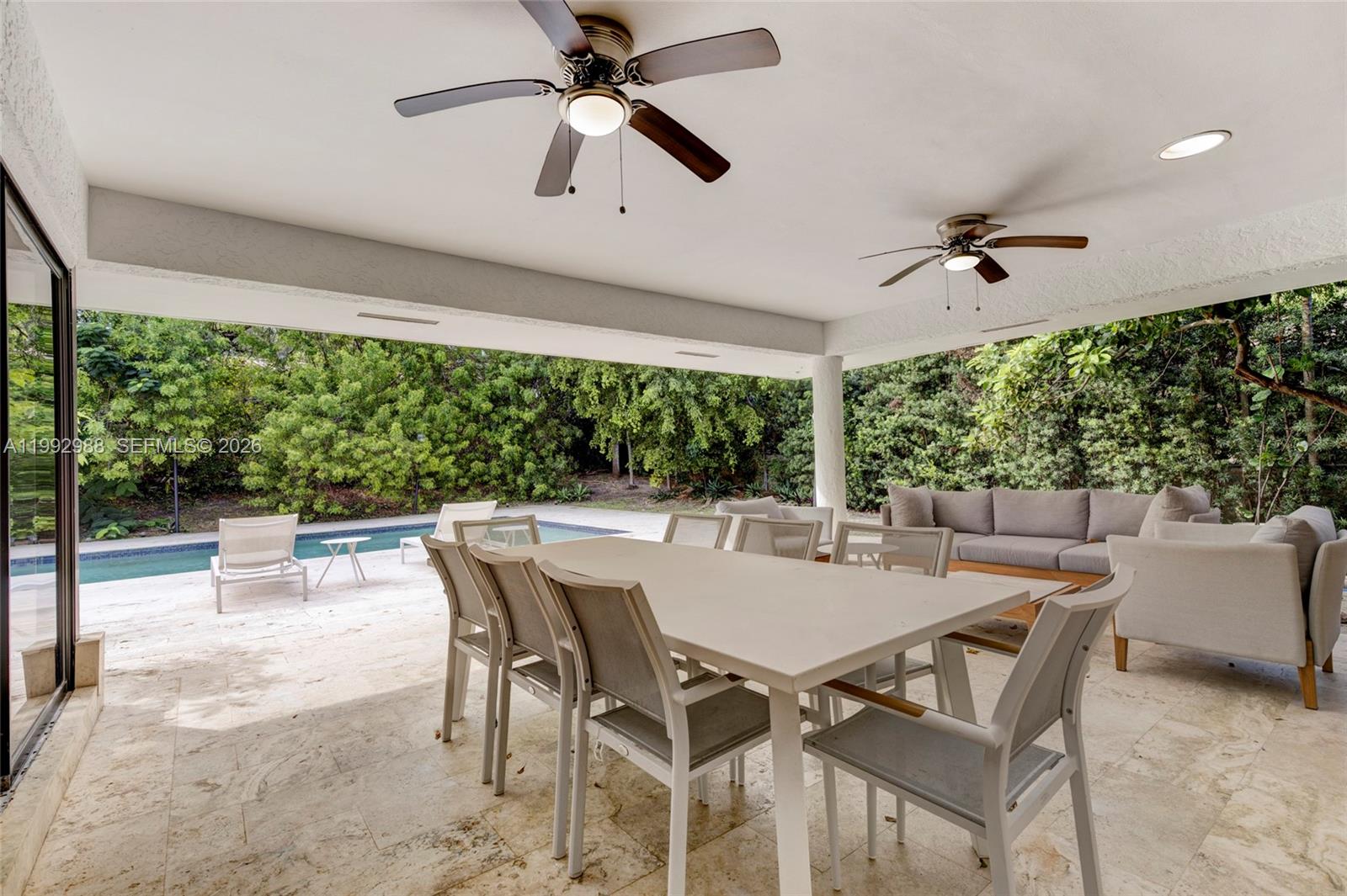 8118 Los Pinos Blvd Coral Gables, FL 33143