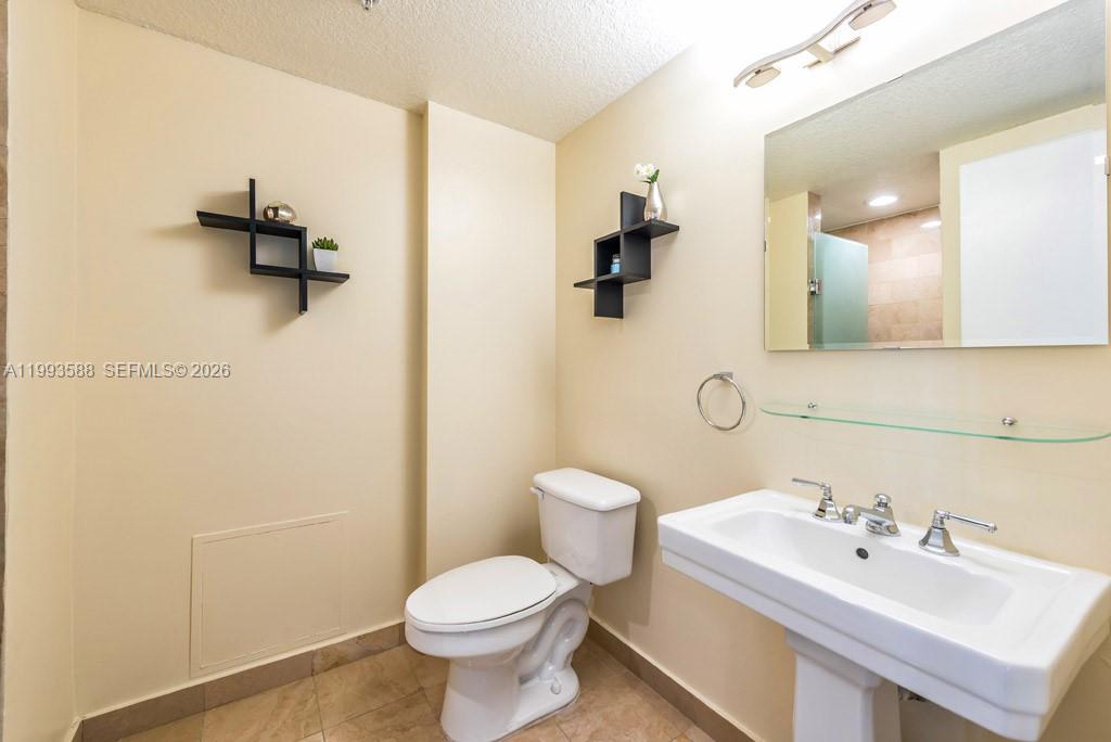 image 1500 Ocean Drive11