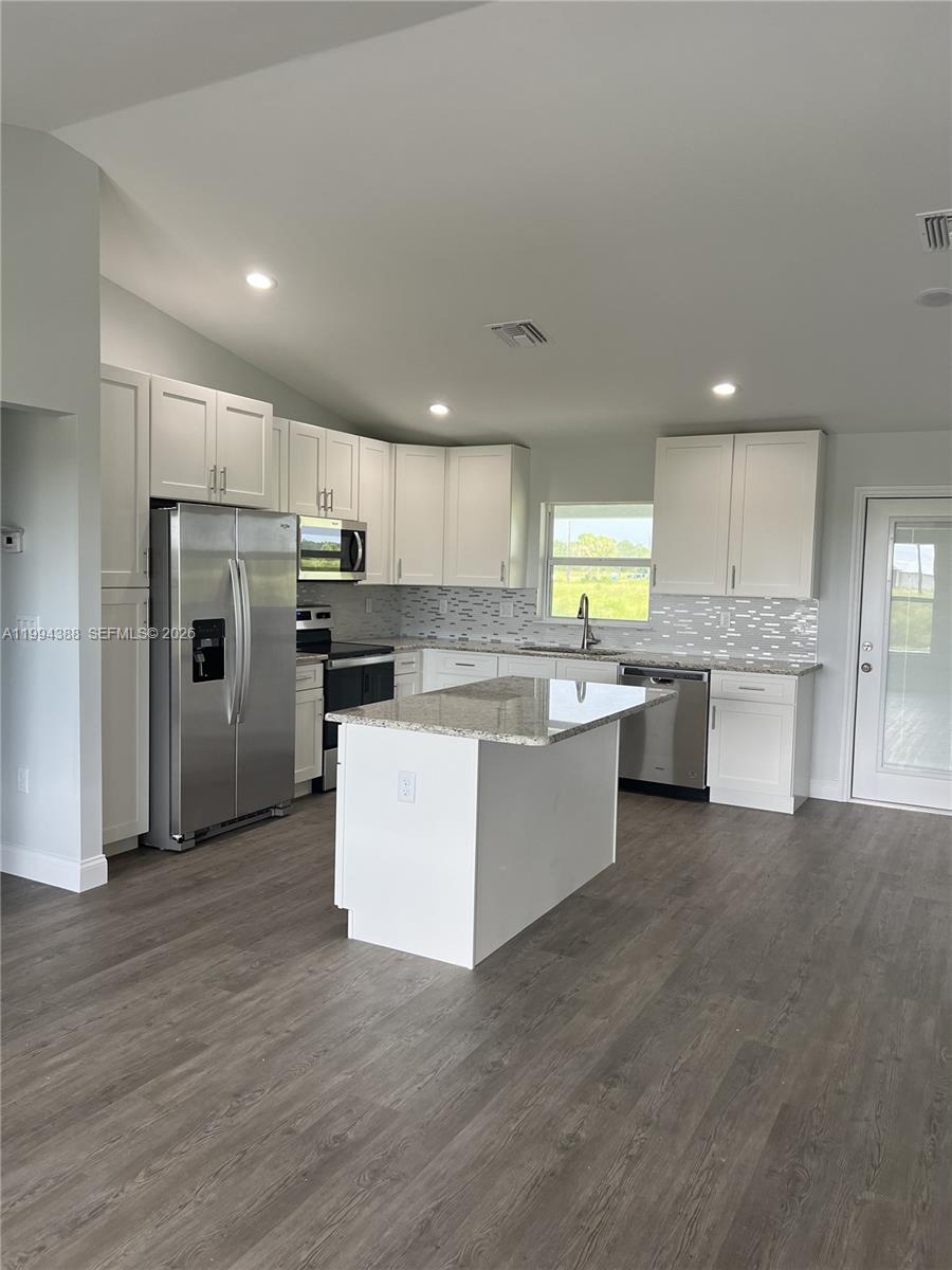 634 Royce Rd La Belle, FL 33935