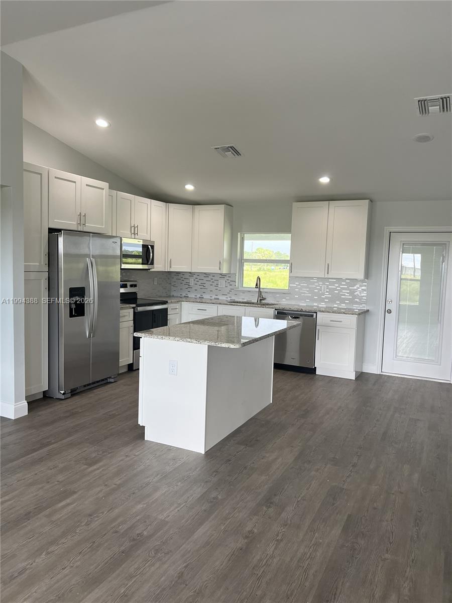 634 Royce Rd La Belle, FL 33935