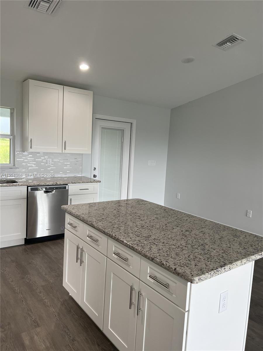 634 Royce Rd La Belle, FL 33935