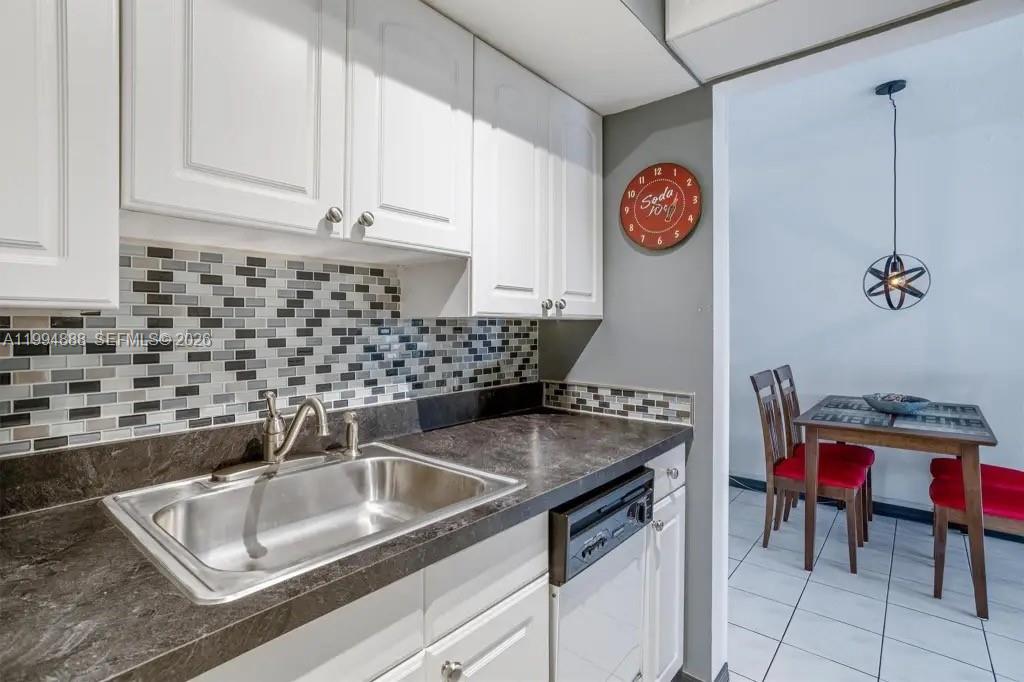 15600 NE 6th Ave #26B Miami, FL 33162