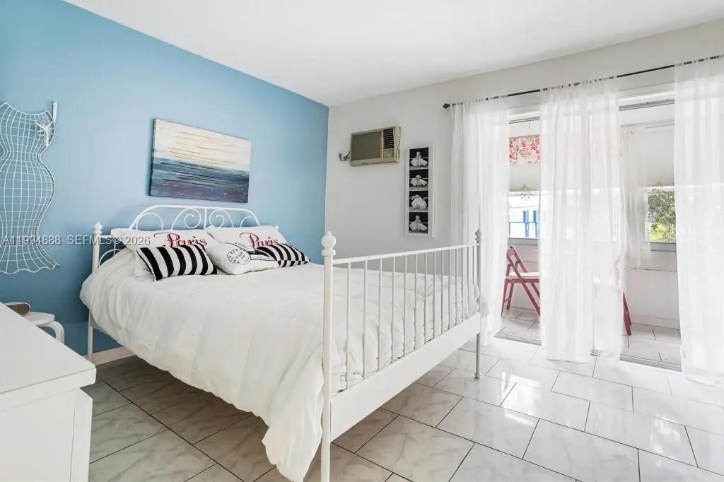 15600 NE 6th Ave #26B Miami, FL 33162