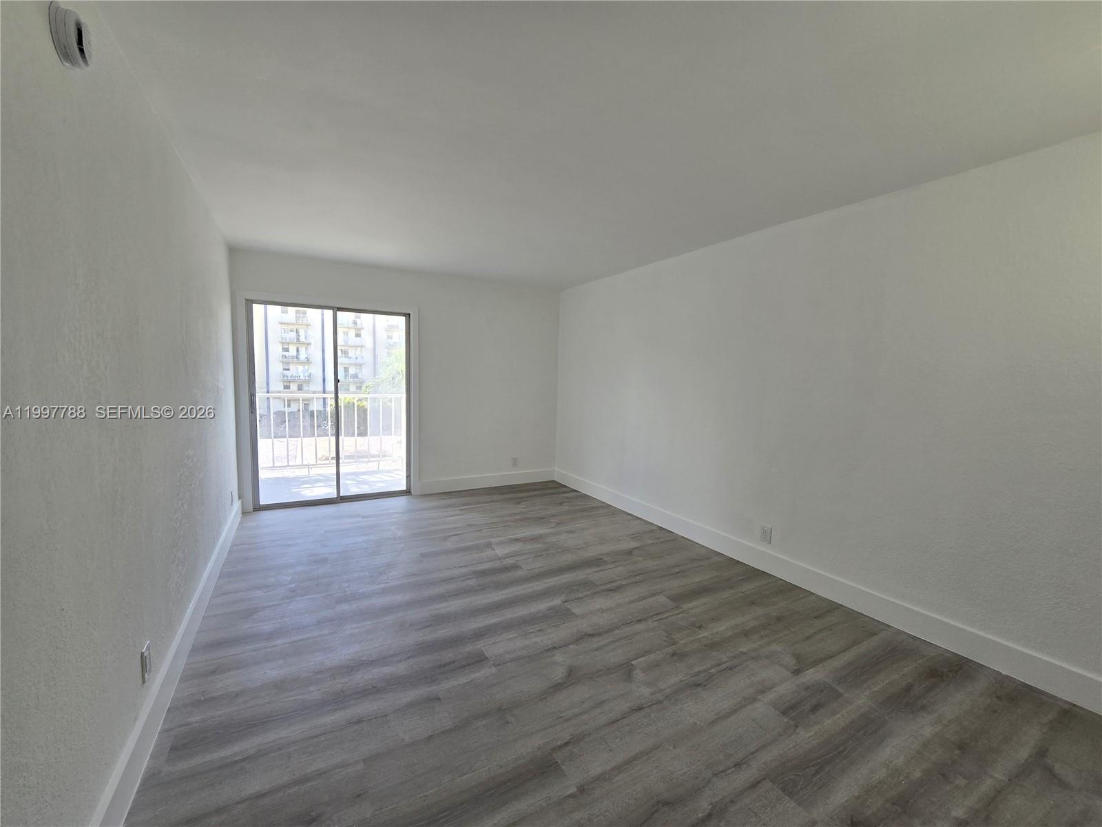 4550 NW 9th St #311E