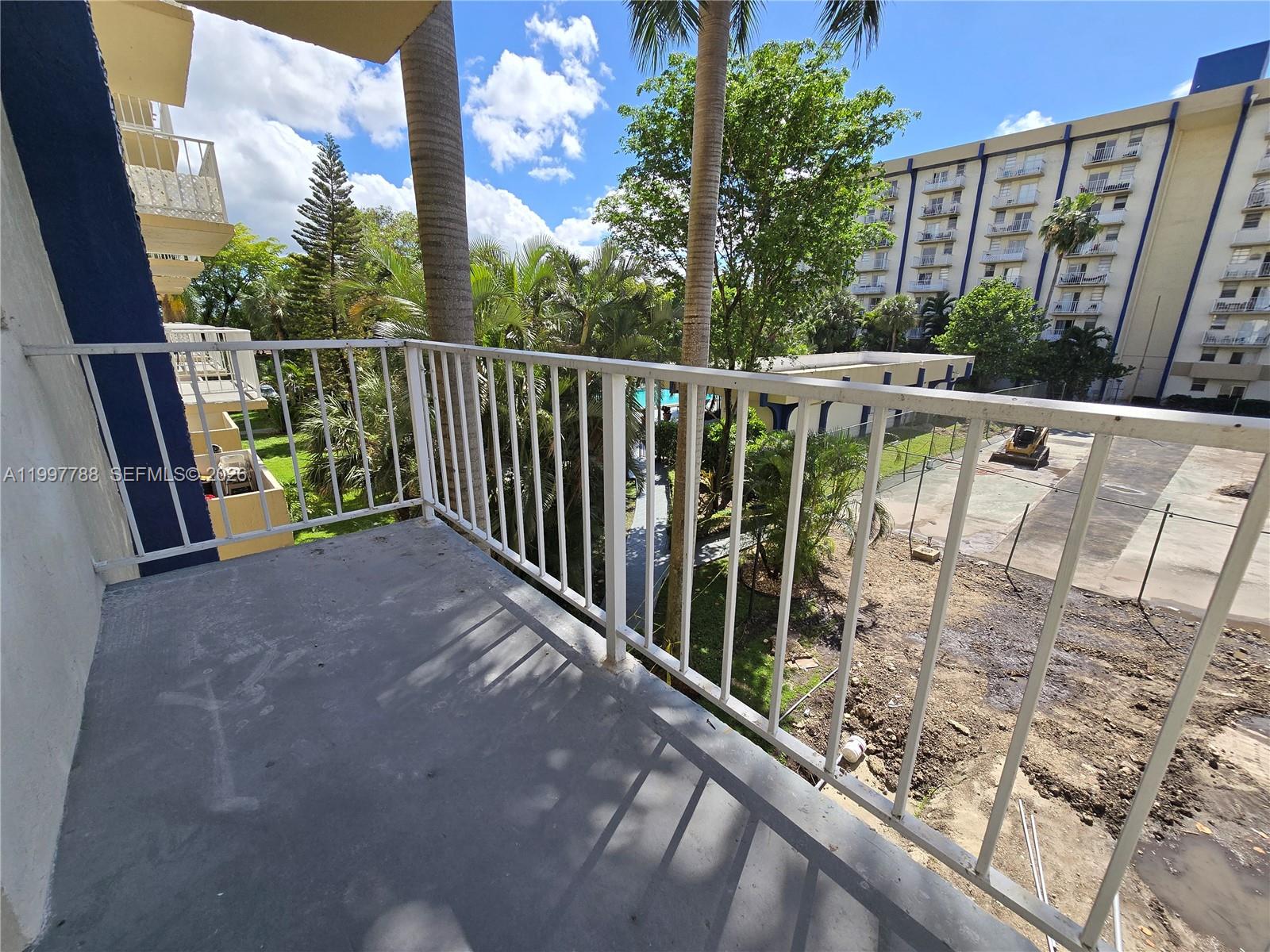 4550 NW 9th St #311E Miami, FL 33126