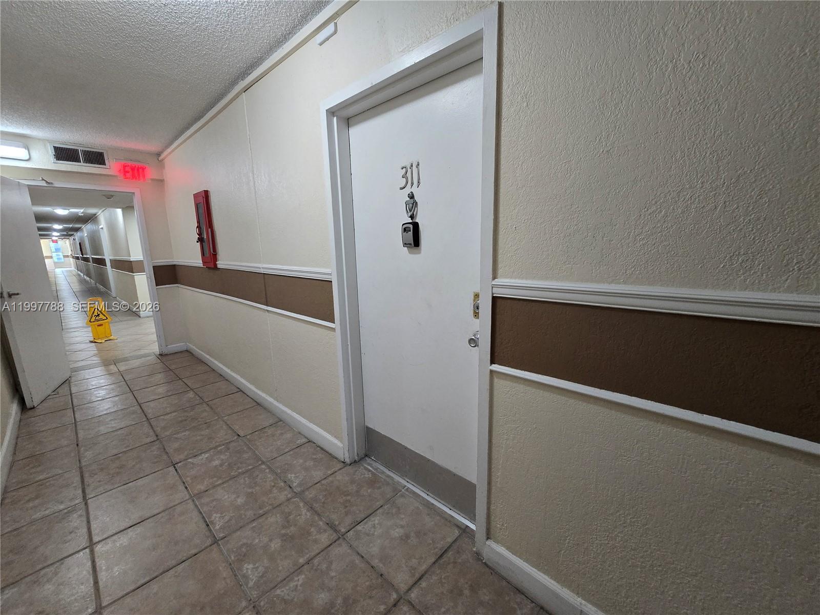 4550 NW 9th St #311E Miami, FL 33126