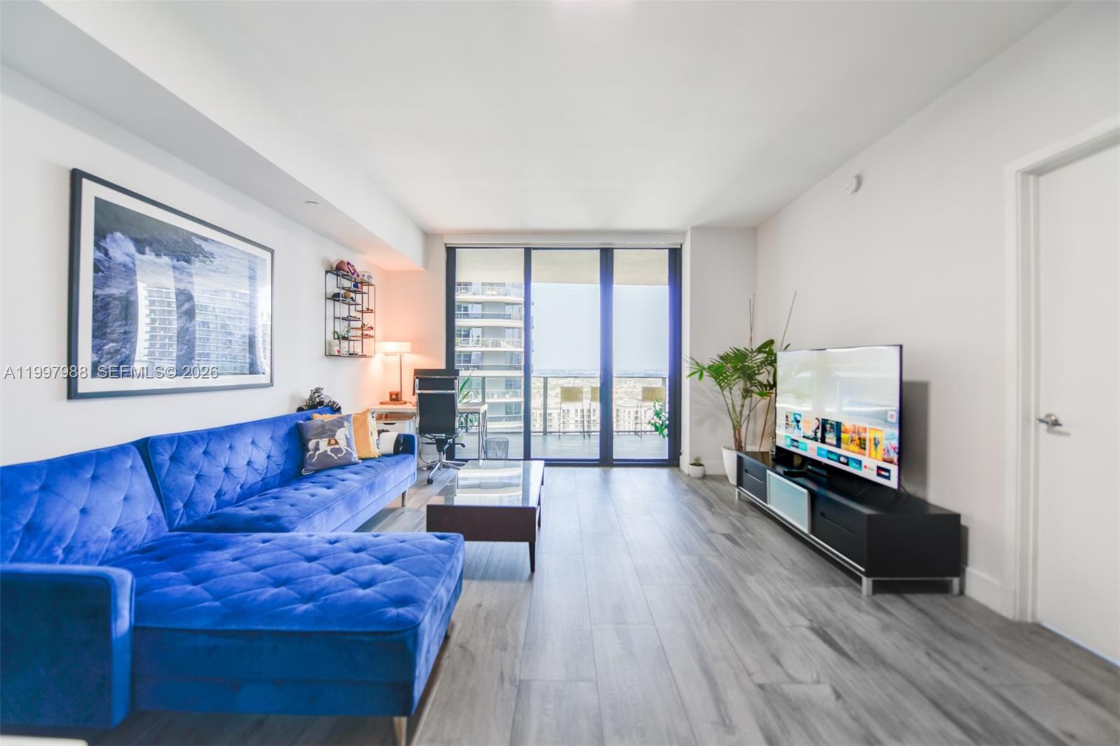 image 1010 Brickell3
