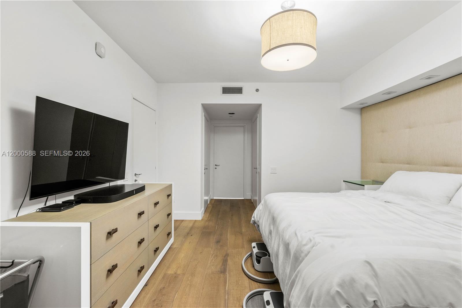 450 Alton Rd #806 Miami Beach, FL 33139