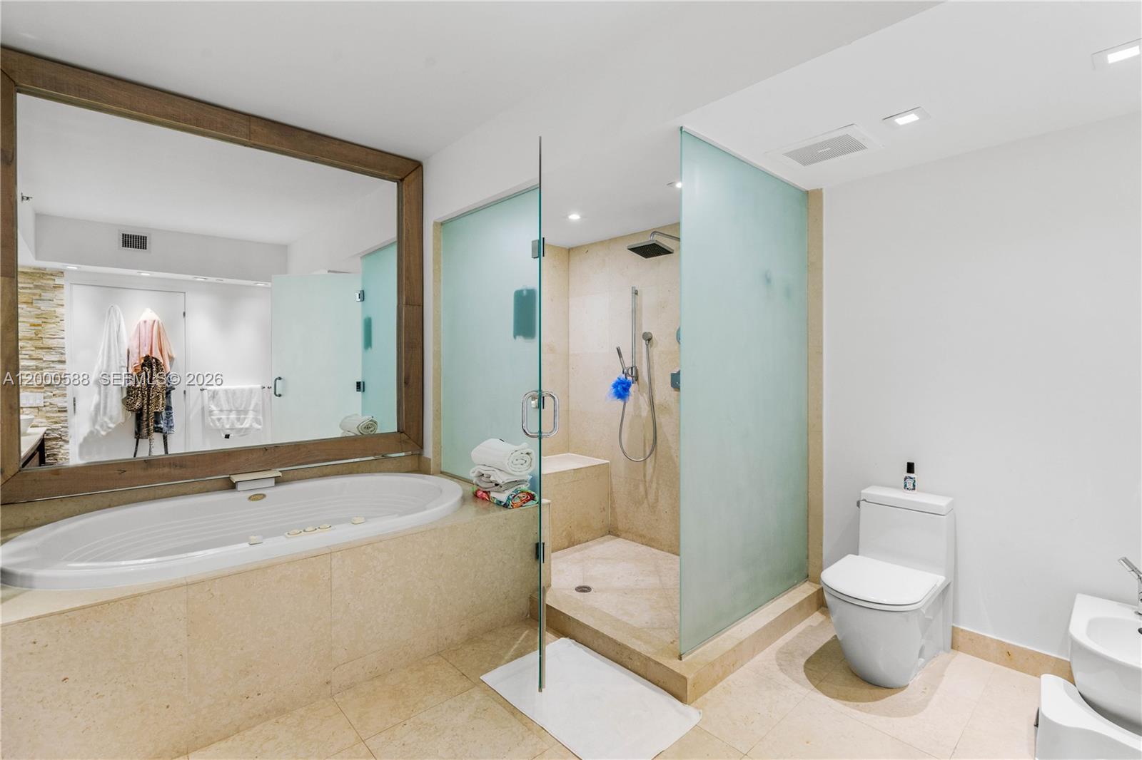 450 Alton Rd #806 Miami Beach, FL 33139