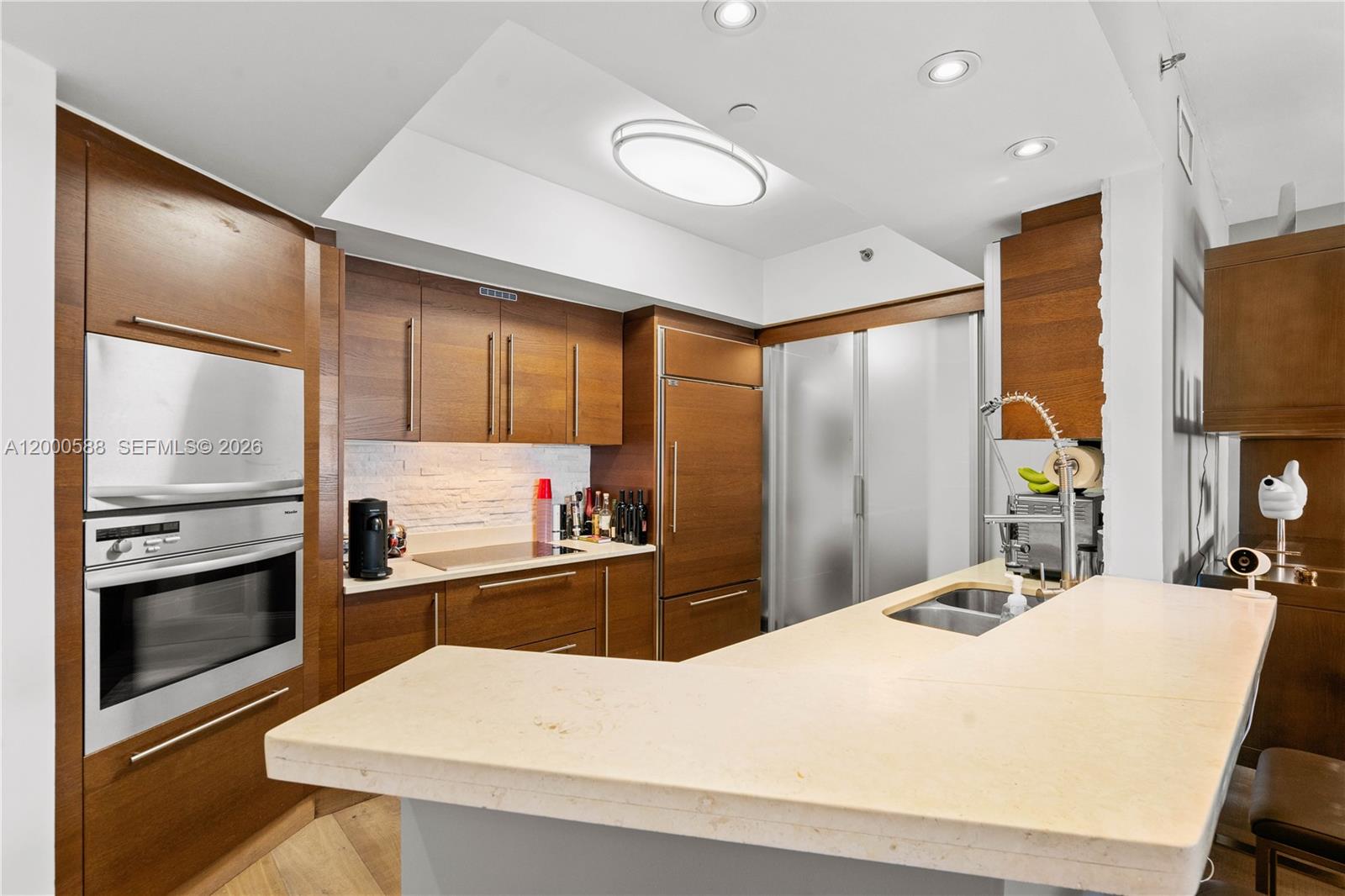 450 Alton Rd #806 Miami Beach, FL 33139