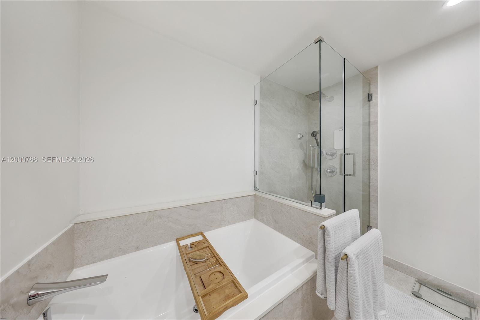 image Aria on the Bay5