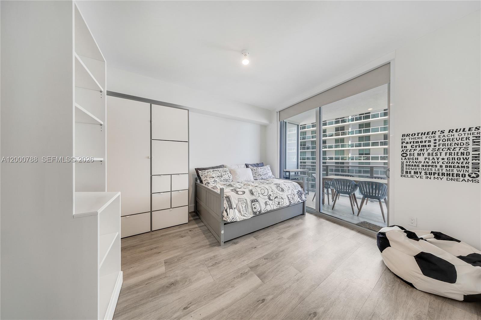 image Aria on the Bay6