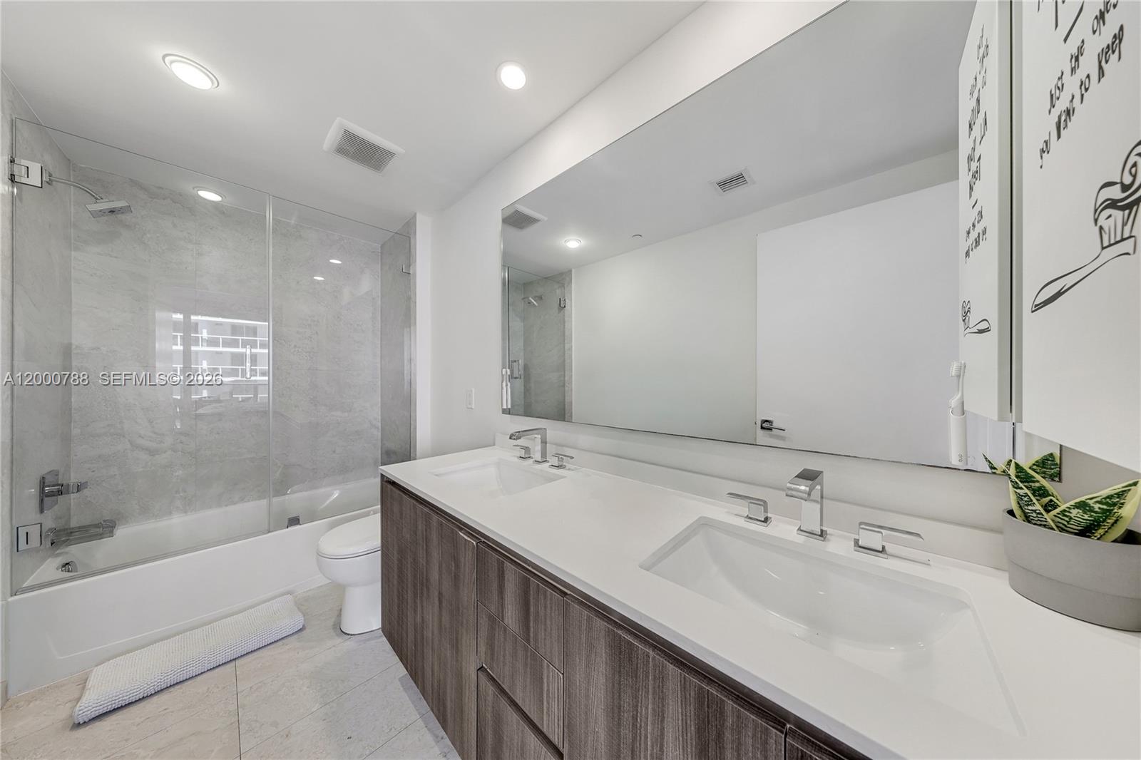 image Aria on the Bay7