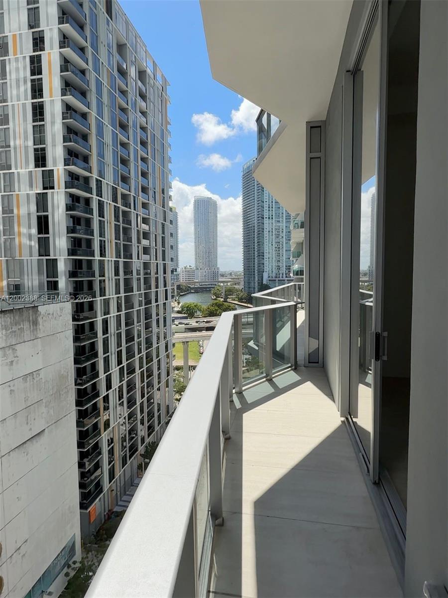 image Viceroy Brickell Residences2
