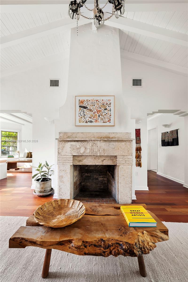 641 NE 57th St Miami, FL 33137