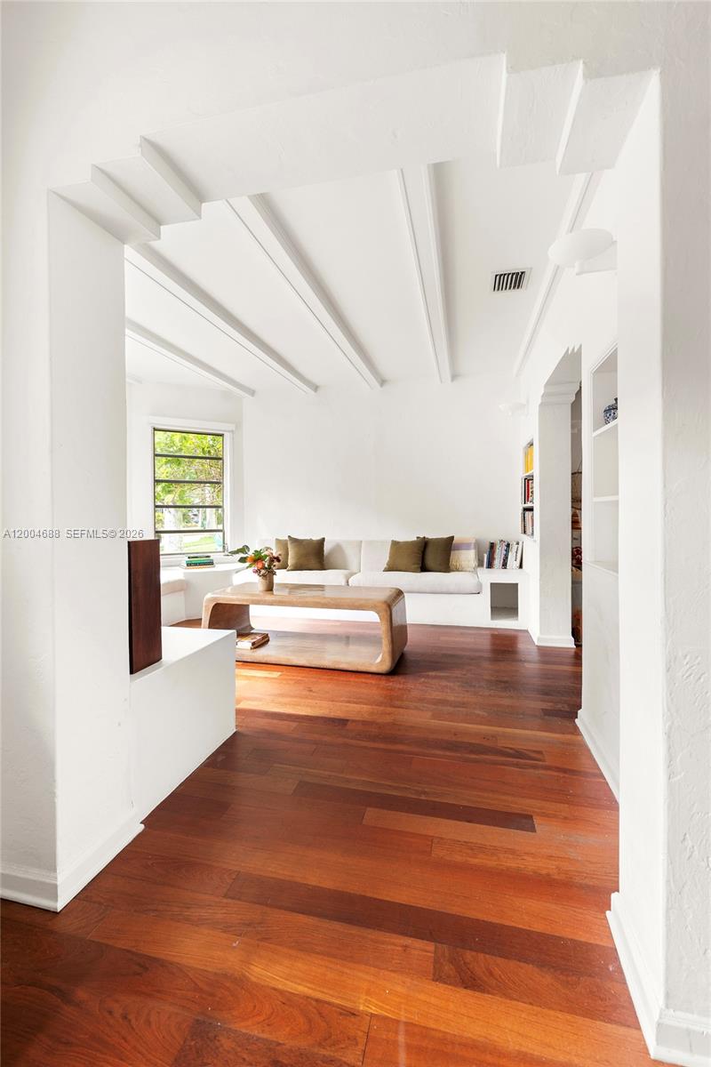 641 NE 57th St Miami, FL 33137