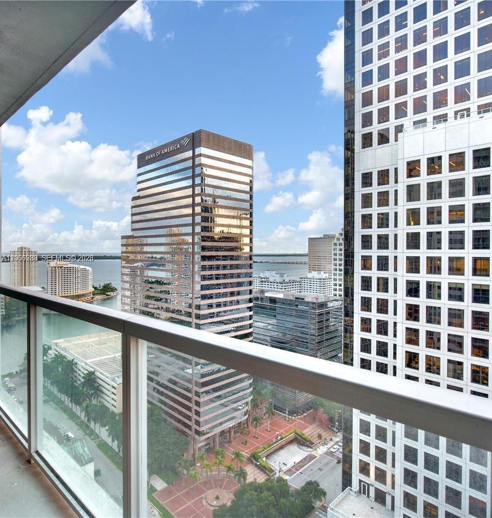 image 500 Brickell East1