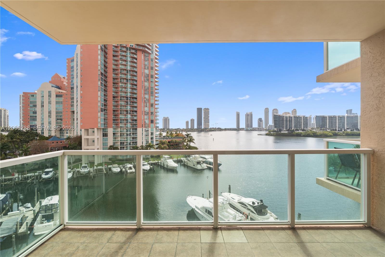 image Aventura Marina 210