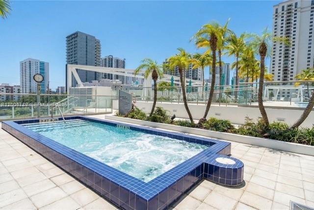 image Axis on Brickell North16