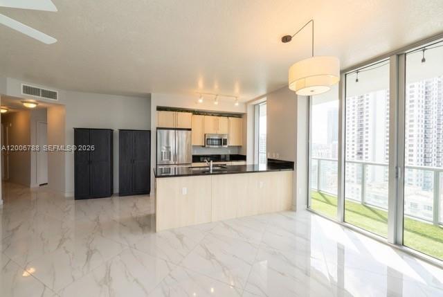 image Axis on Brickell North3