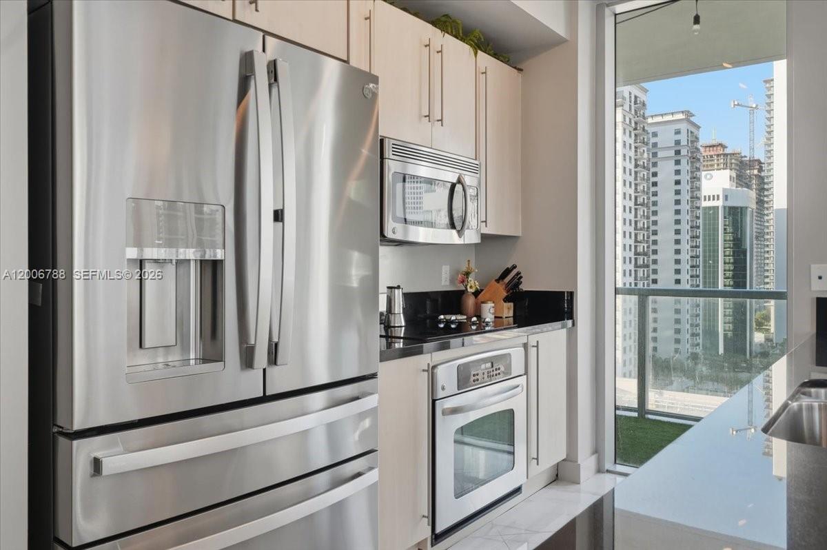 image Axis on Brickell North6