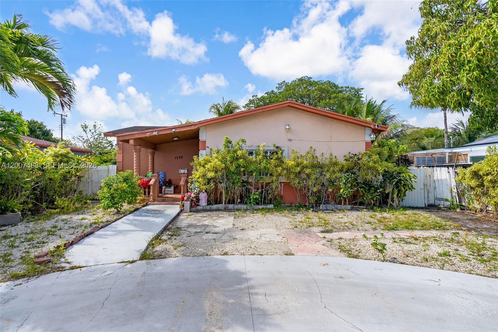 1320 NE 135th St