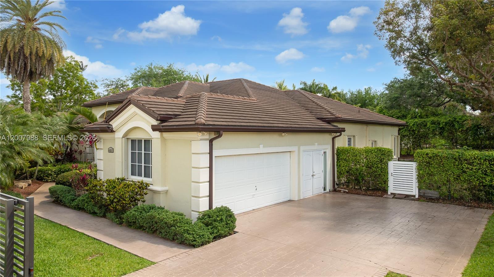 14831 SW 95th Ct Miami, FL 33176