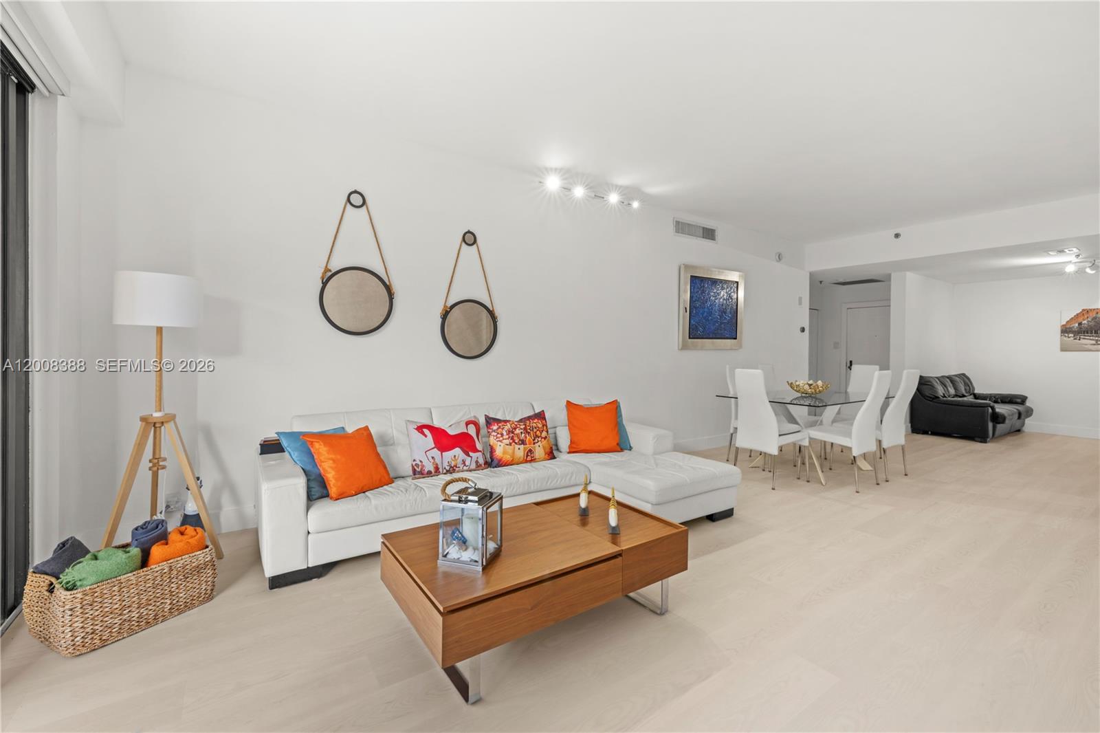 201 S Crandon Blvd #143 Key Biscayne, FL 33149