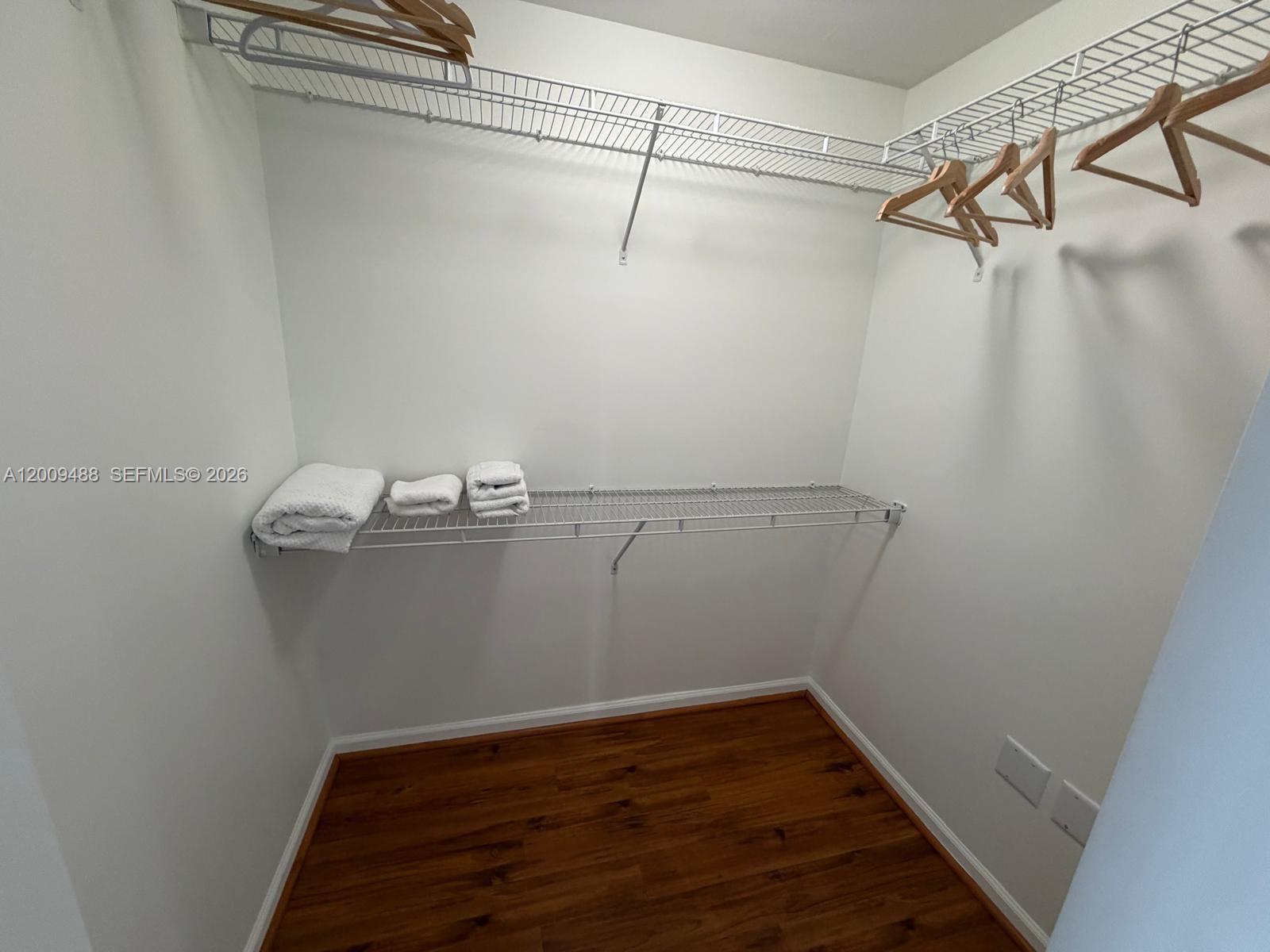 image The Venture at Aventura24