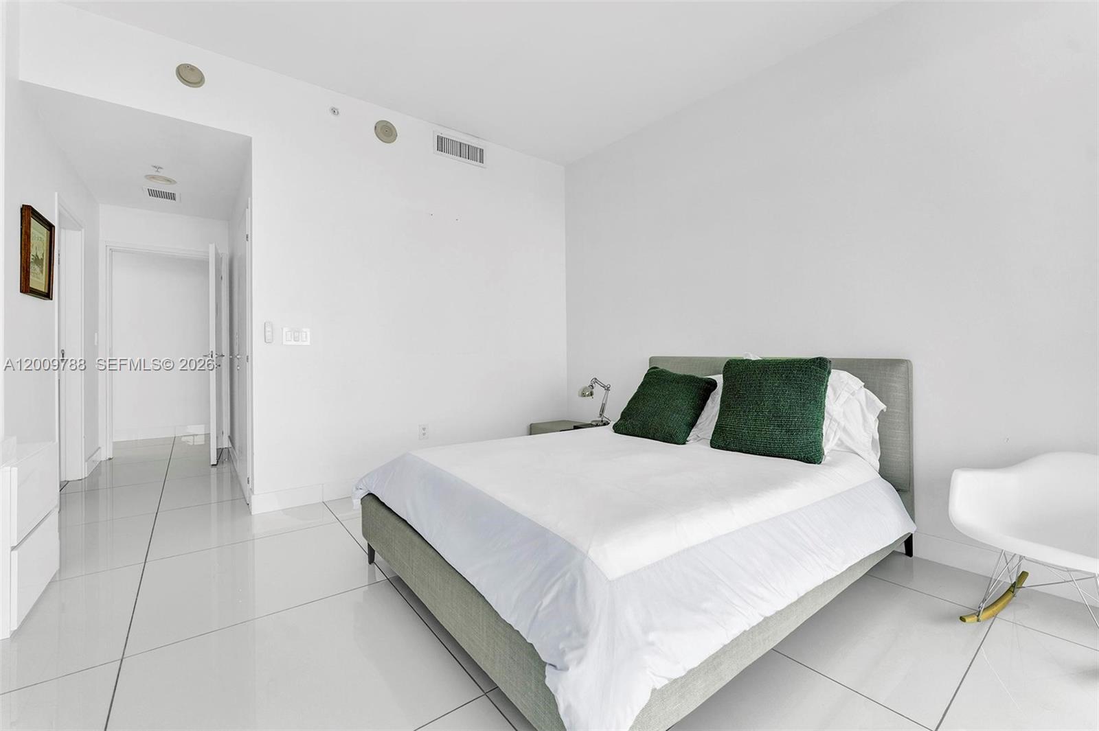 50 S Pointe Dr #2102 Miami Beach, FL 33139