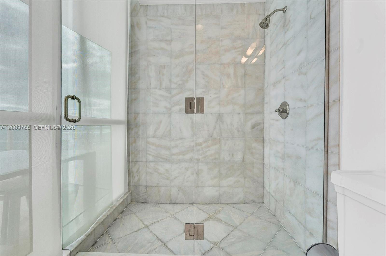 50 S Pointe Dr #2102 Miami Beach, FL 33139