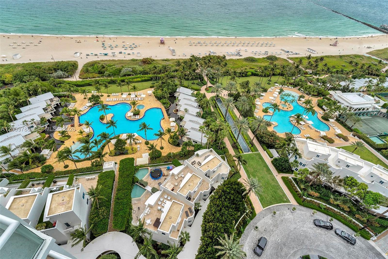 50 S Pointe Dr #2102 Miami Beach, FL 33139