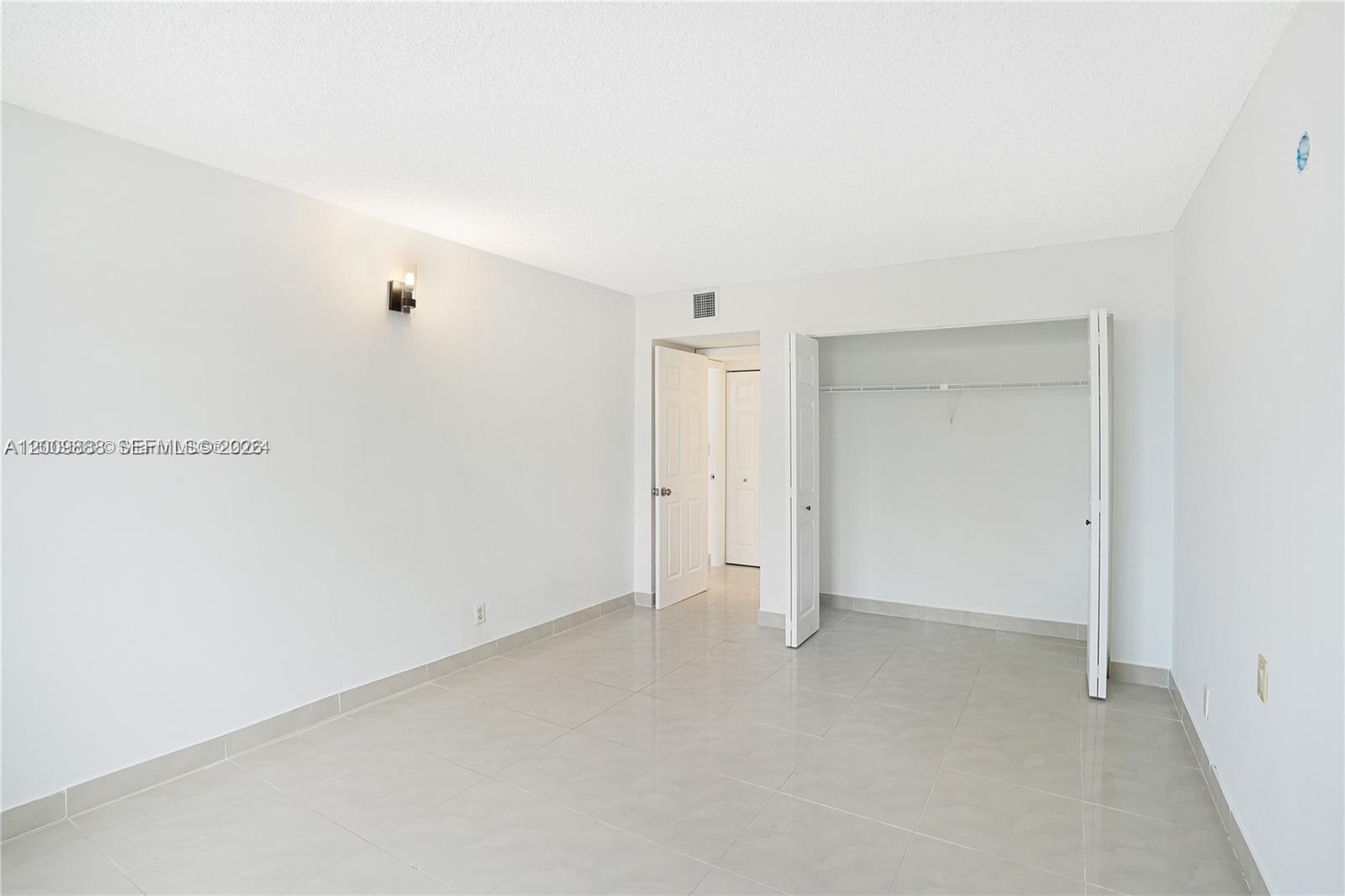 3800 S Ocean Dr #414 Hollywood, FL 33019