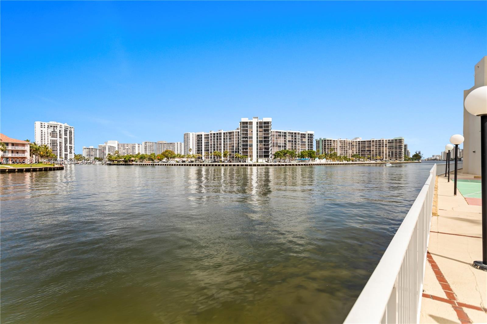 3800 S Ocean Dr #414 Hollywood, FL 33019