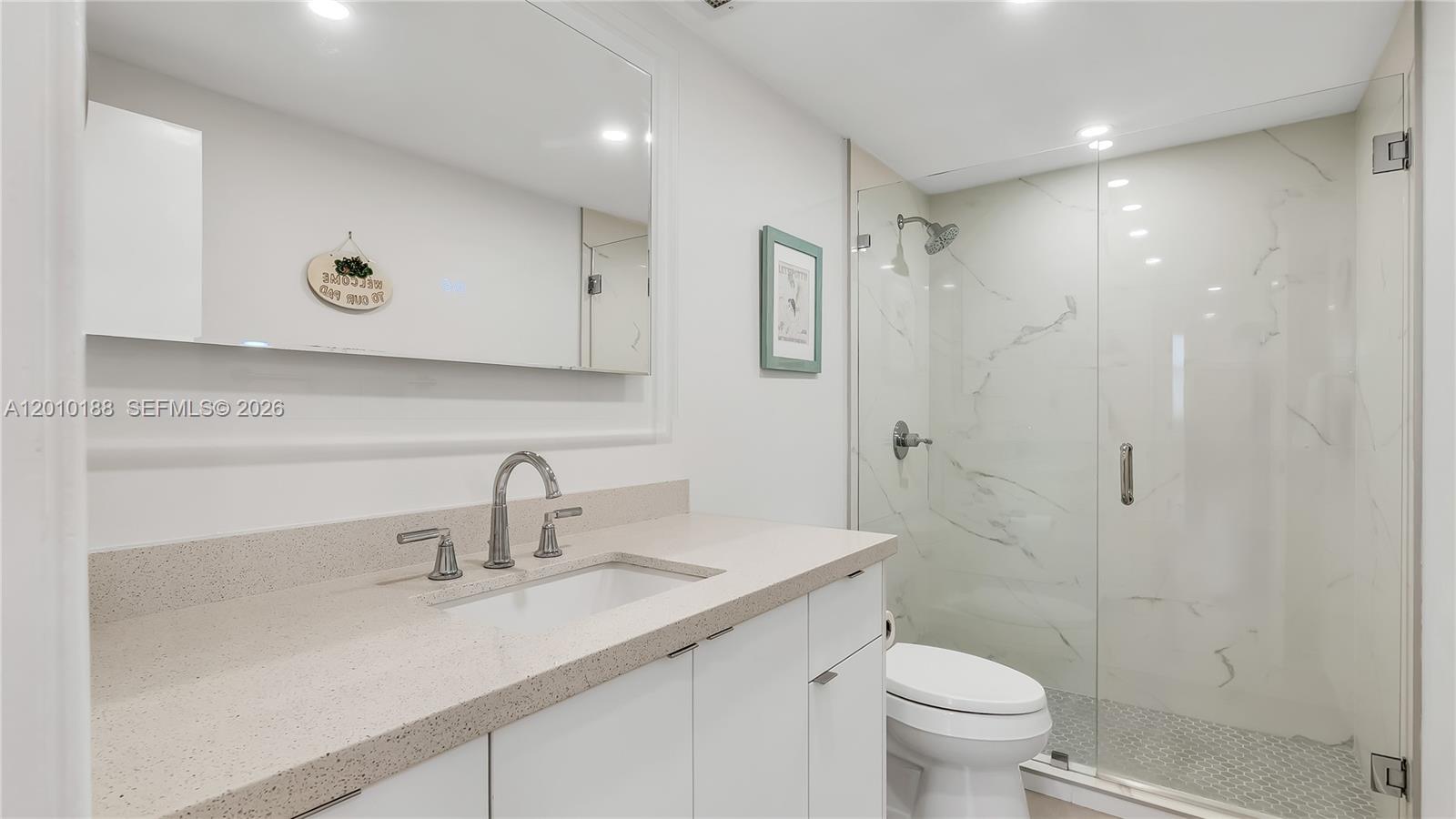 image Arlen House Condo26