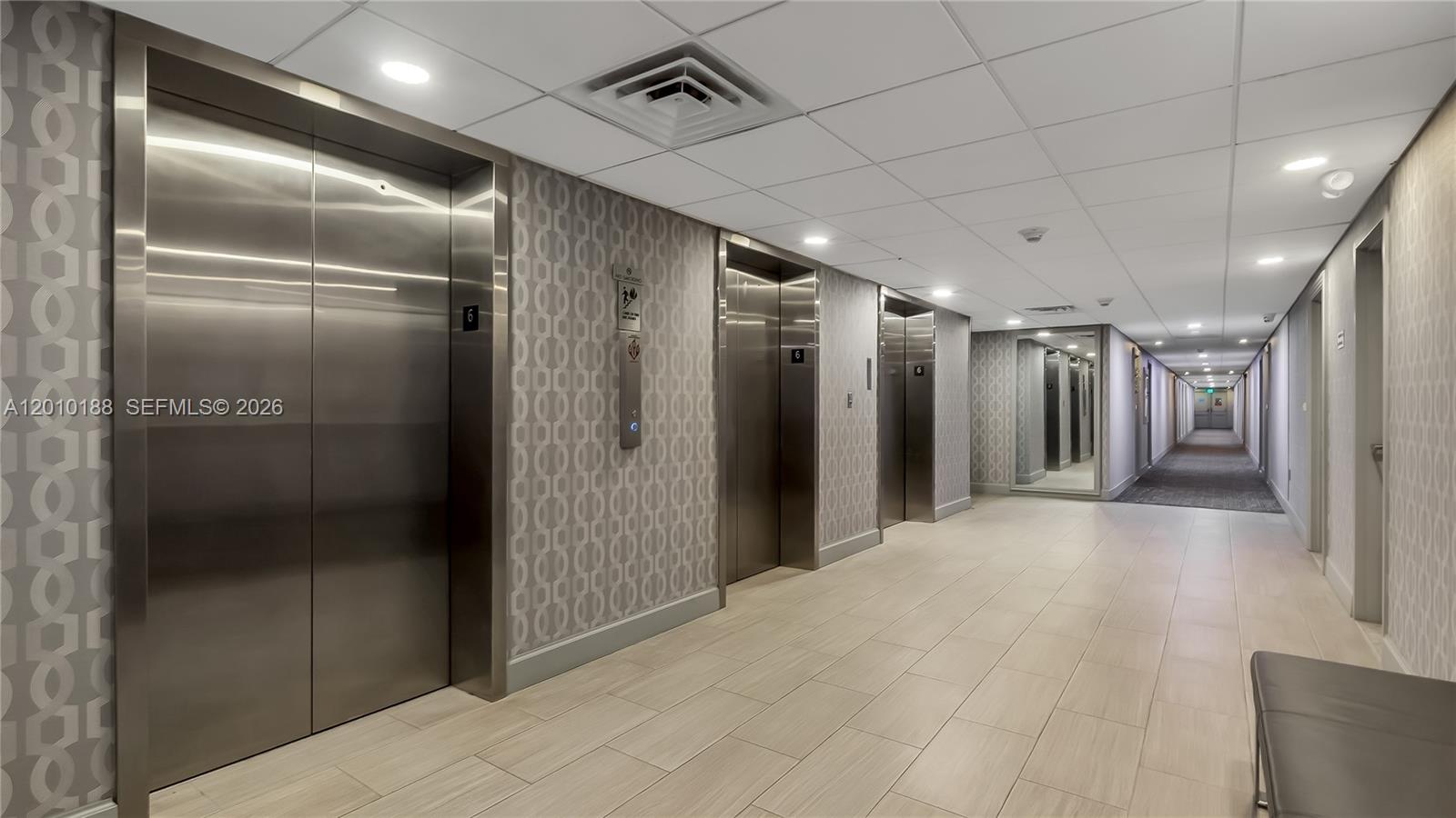 image Arlen House Condo36