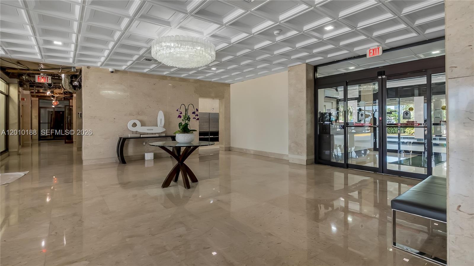 image Arlen House Condo37