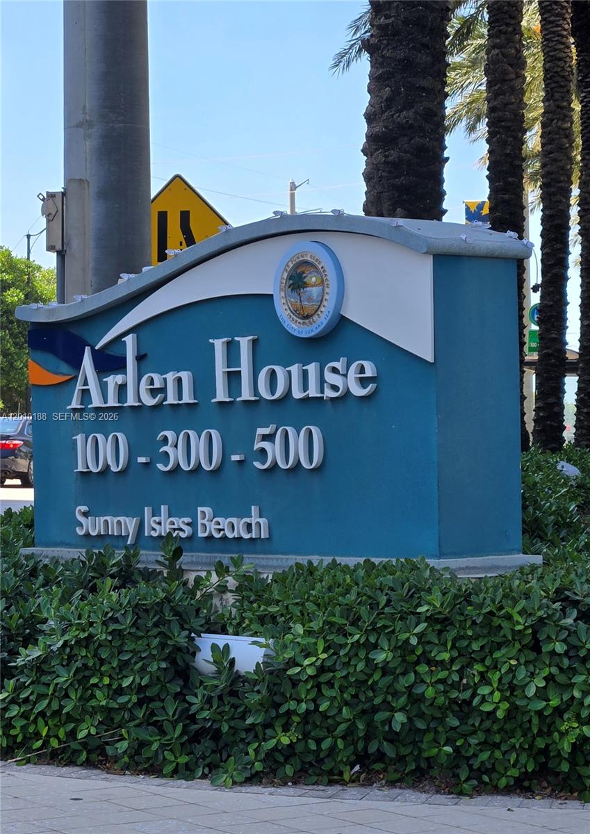 image Arlen House Condo49