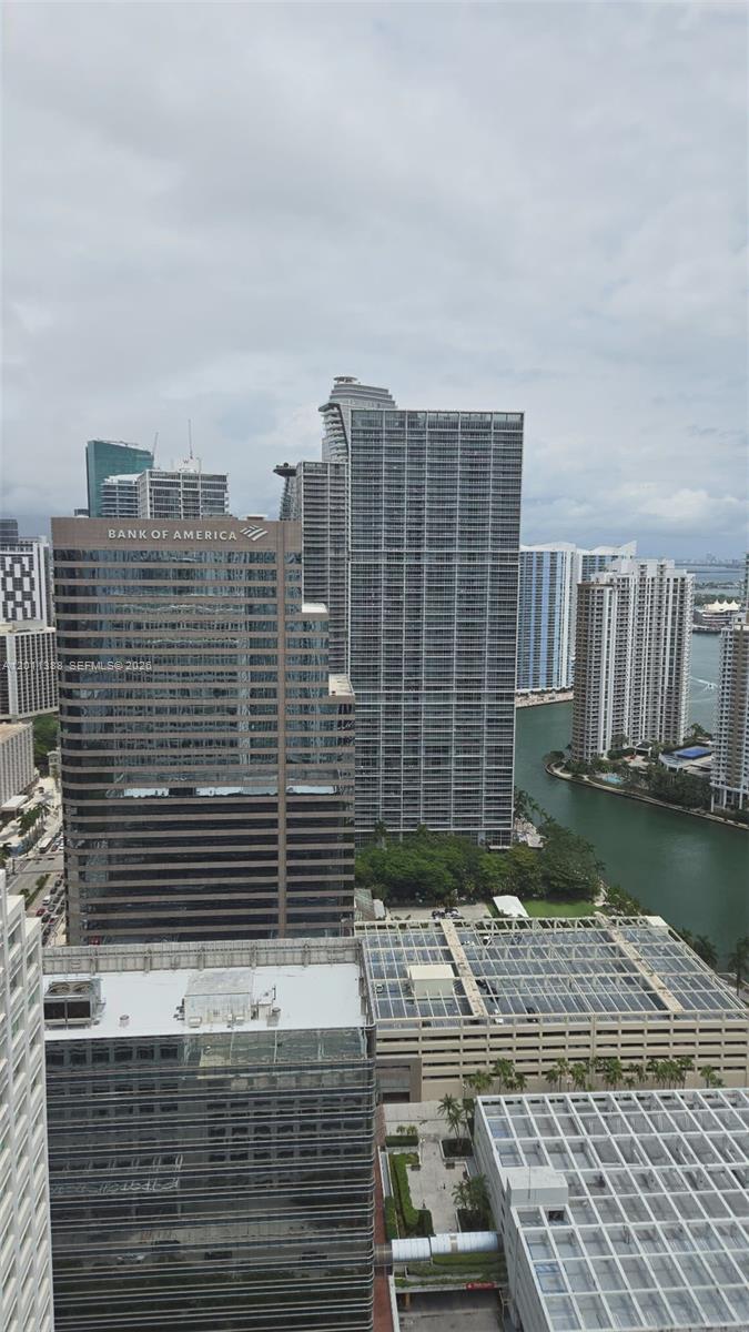 image The Plaza on Brickell East3