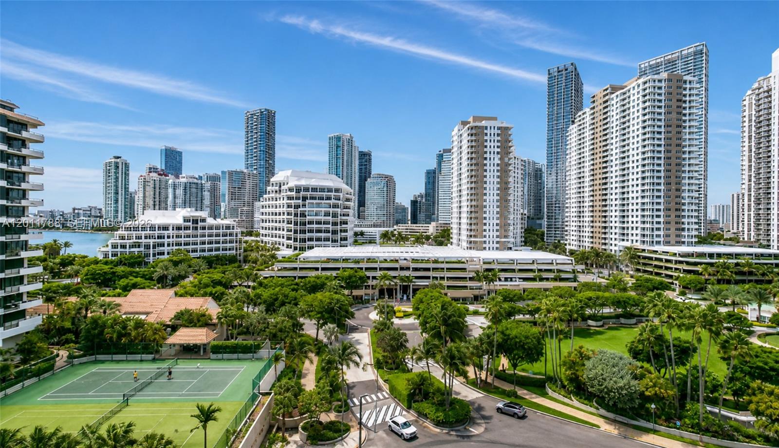 540 Brickell Key Dr #813