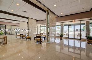 image Arlen House Condo14