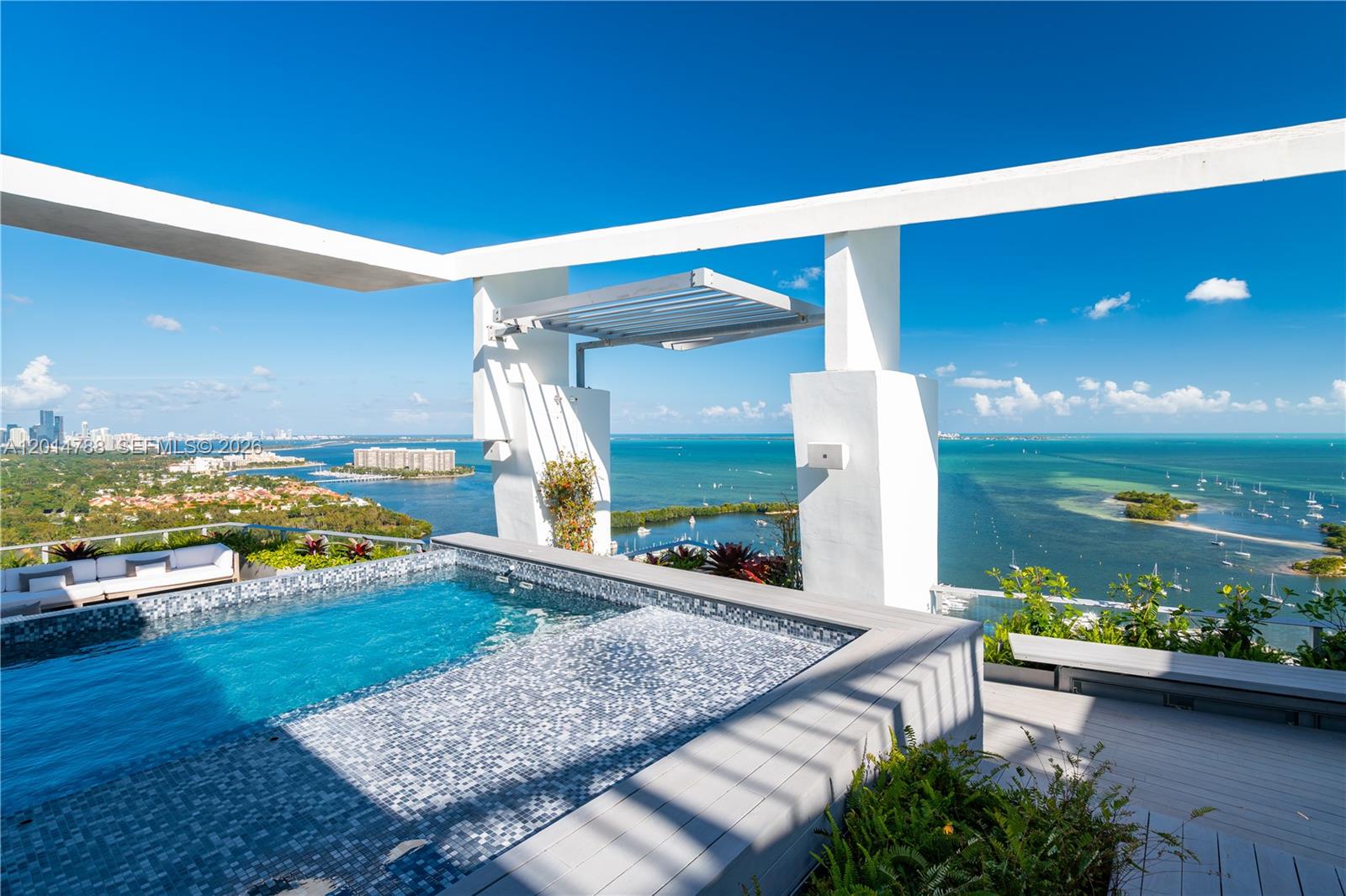 2627 S Bayshore Dr #3201 Miami, FL 33133