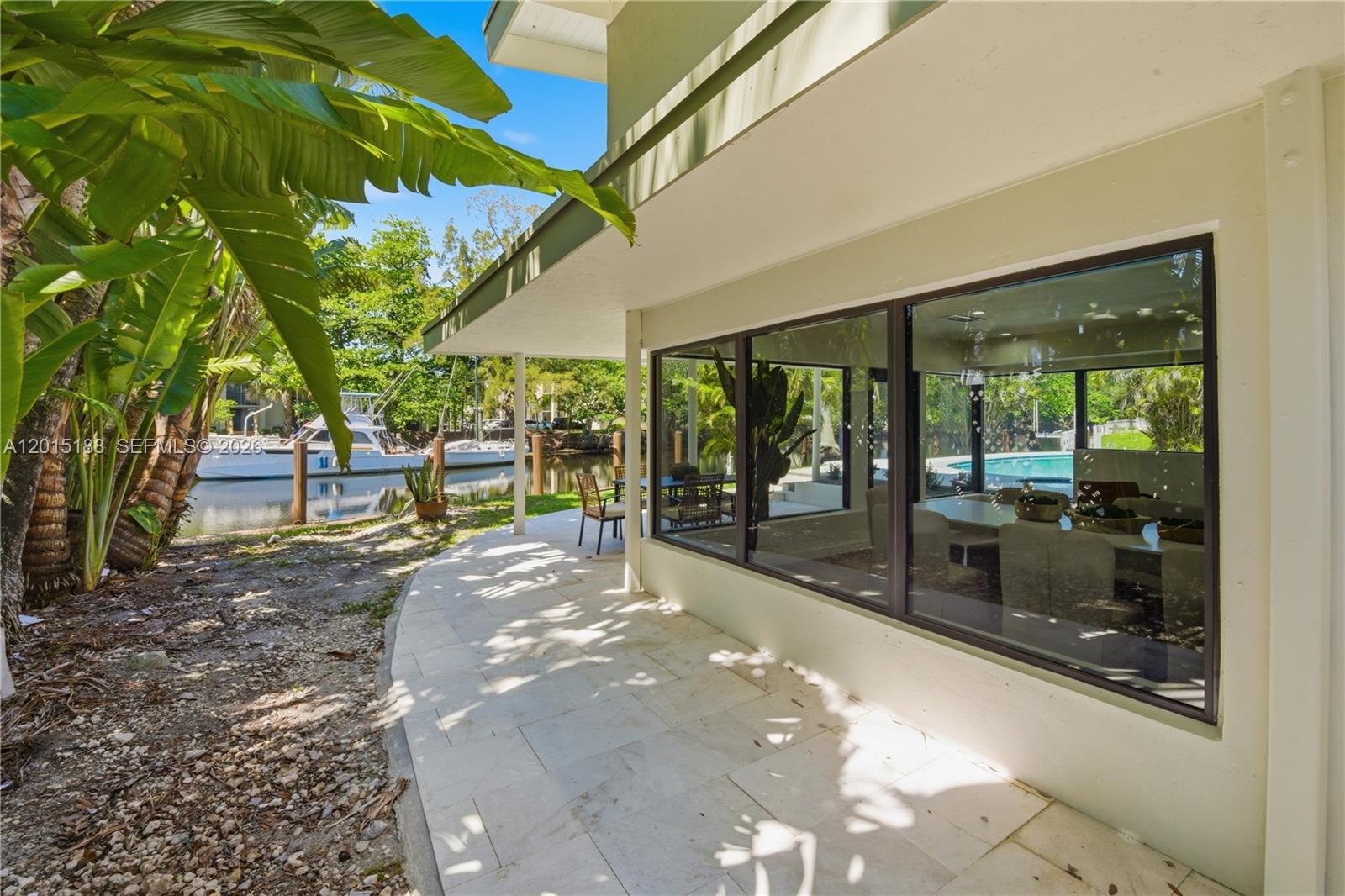 2637 Sugarloaf Ln Fort Lauderdale, FL 33312
