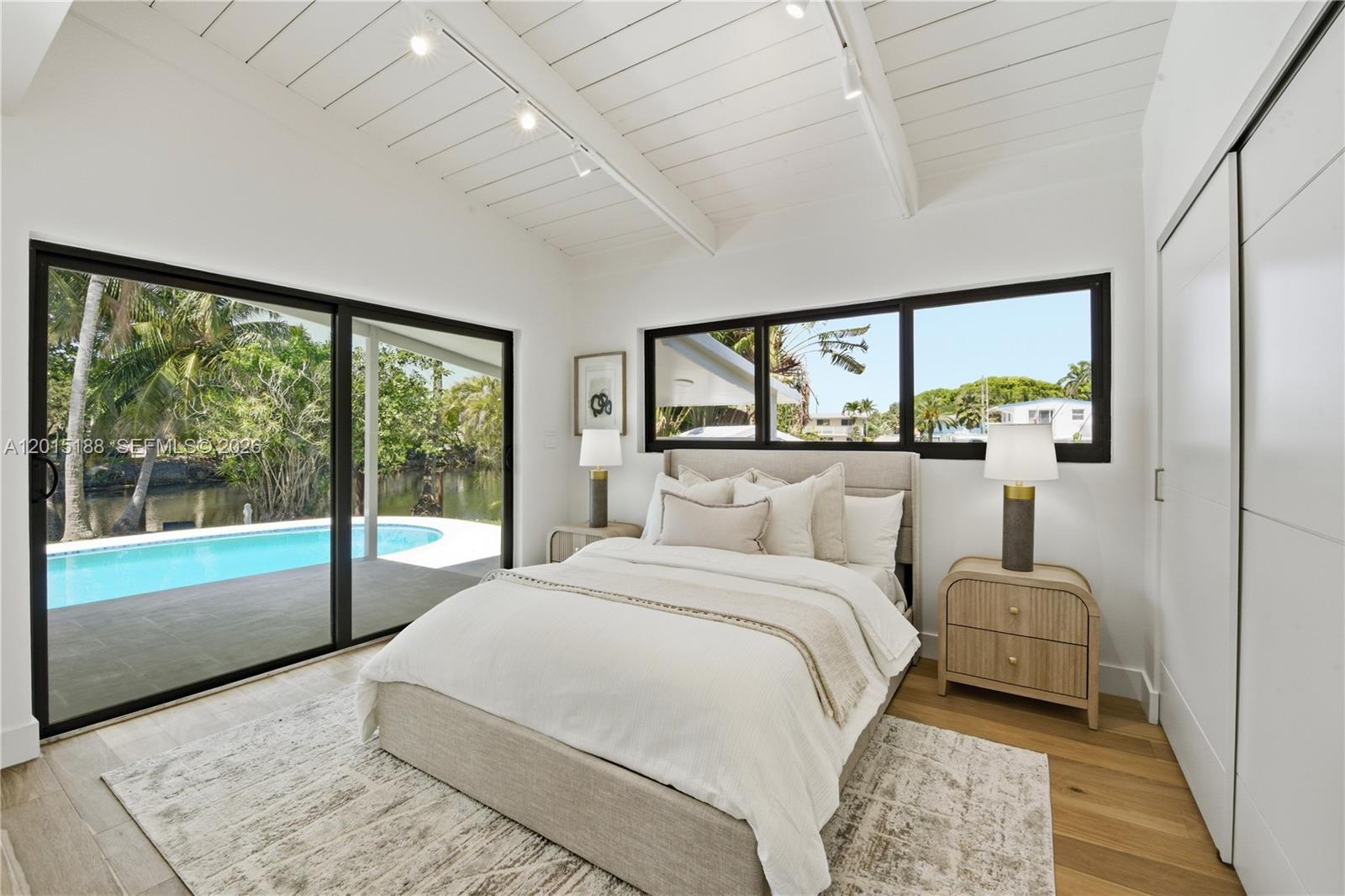 2637 Sugarloaf Ln Fort Lauderdale, FL 33312