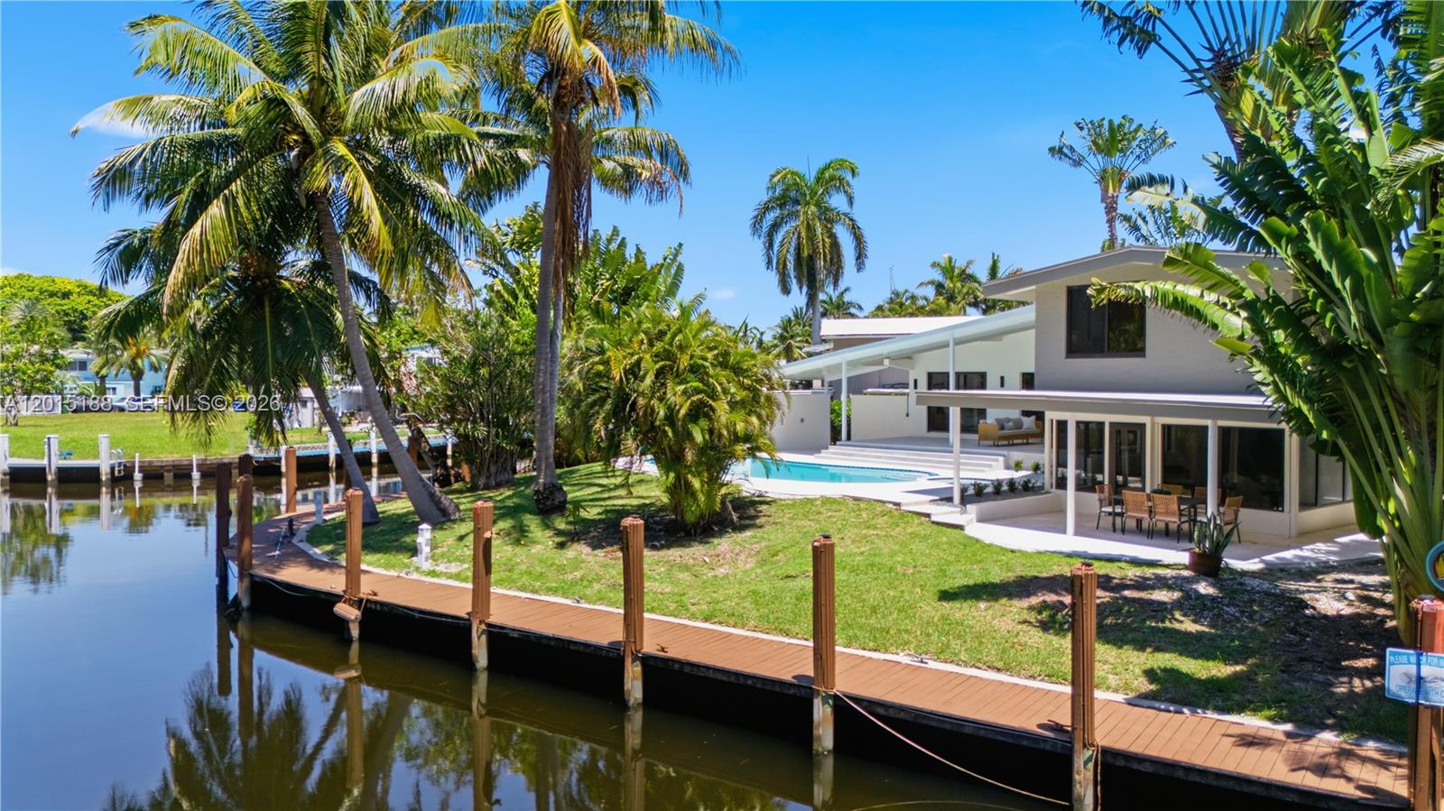 2637 Sugarloaf Ln Fort Lauderdale, FL 33312