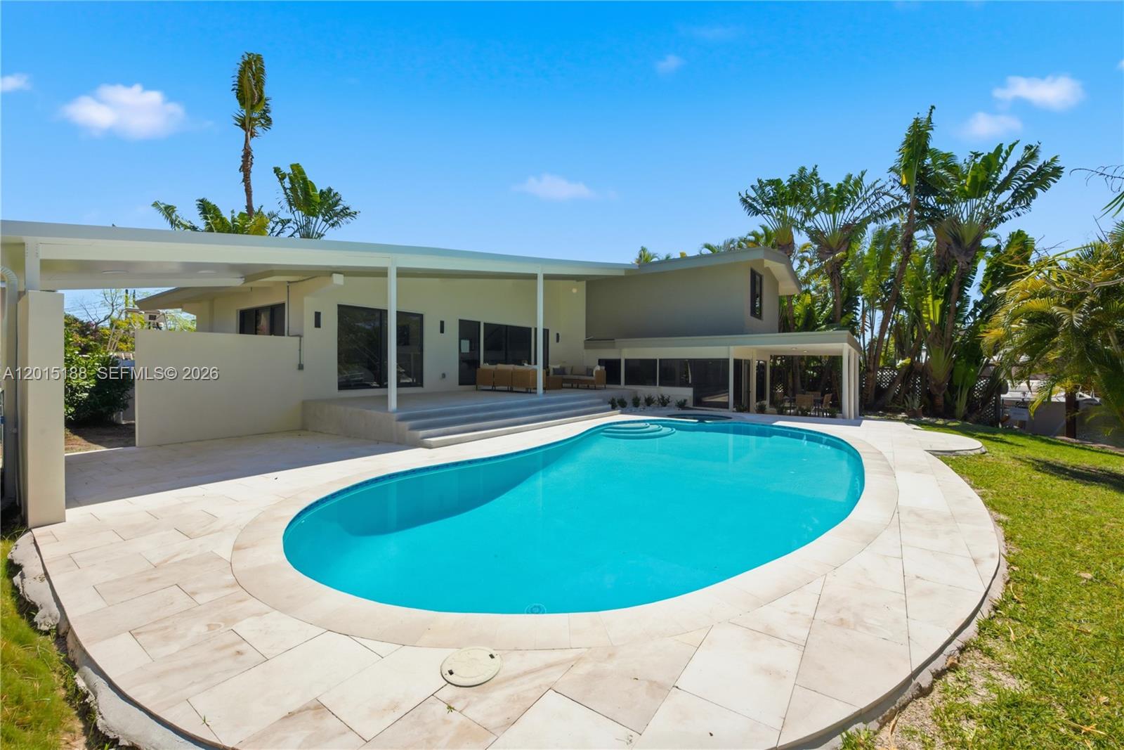 2637 Sugarloaf Ln Fort Lauderdale, FL 33312