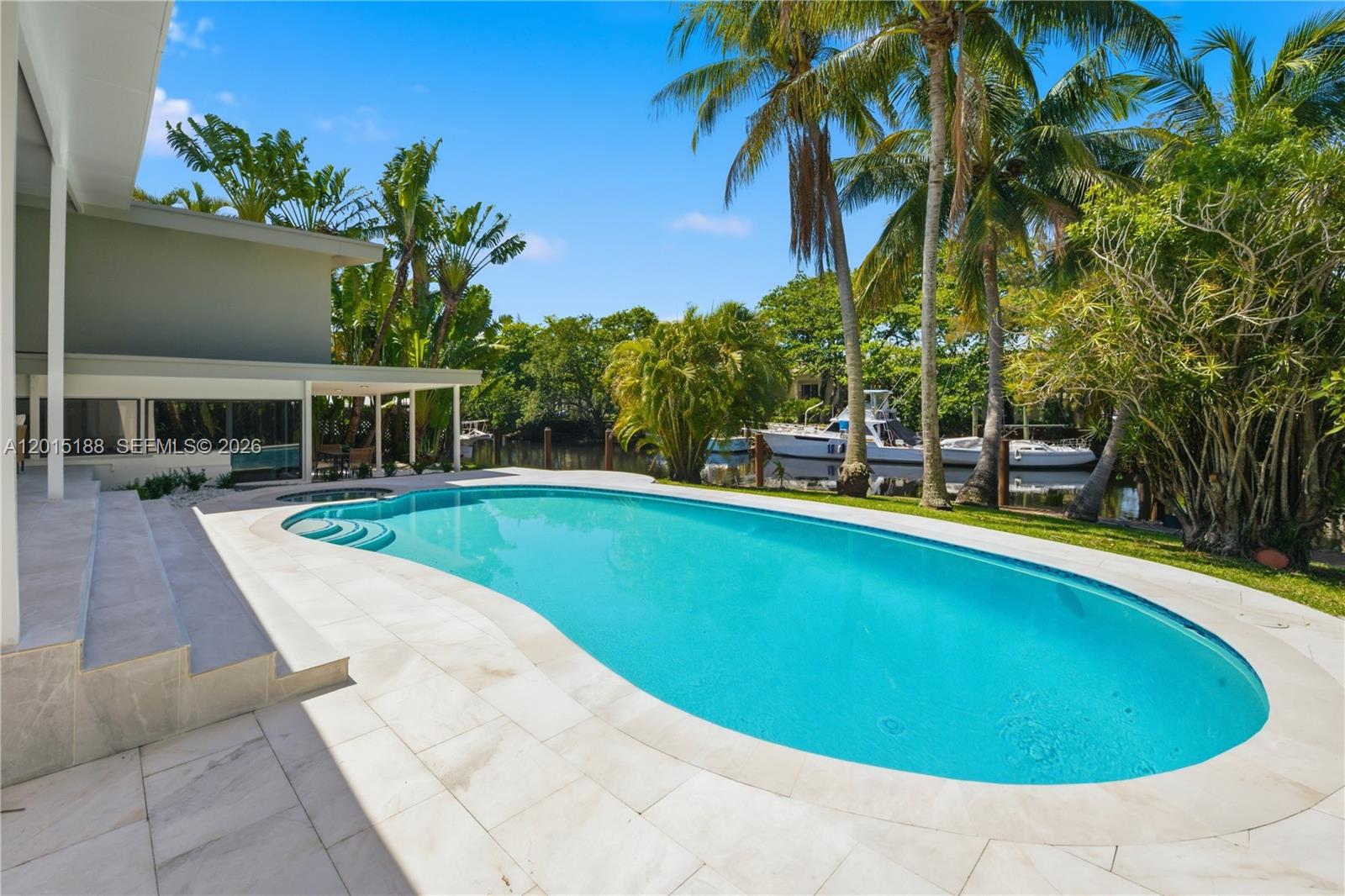 2637 Sugarloaf Ln Fort Lauderdale, FL 33312